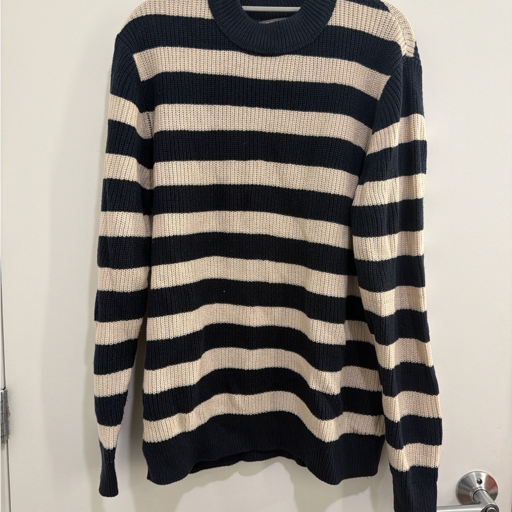 Primark Men's Black And Cream Striped Crewneck Sweater